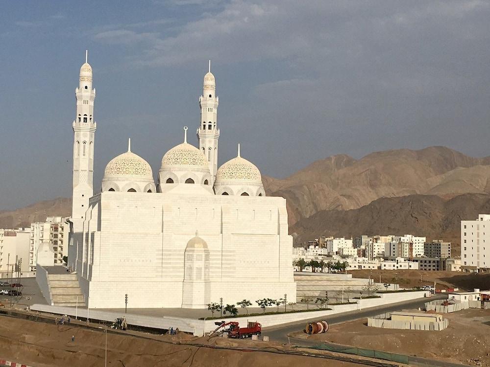 Fraser Suites Маскат Екстер'єр фото The Quba Mosque