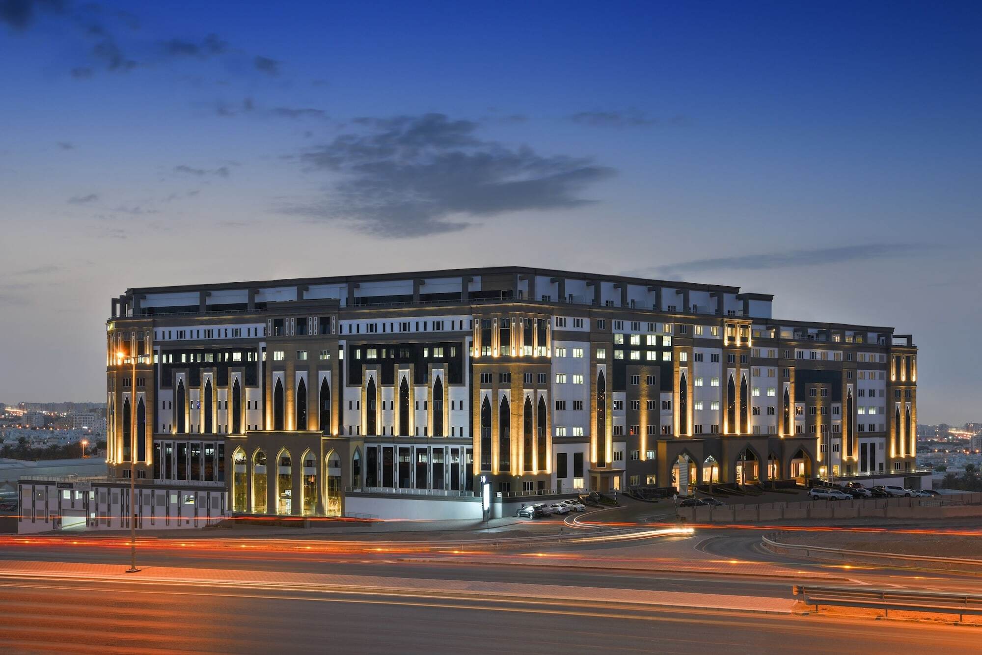 Fraser Suites Маскат Екстер'єр фото The Ritz-Carlton, Bahrain